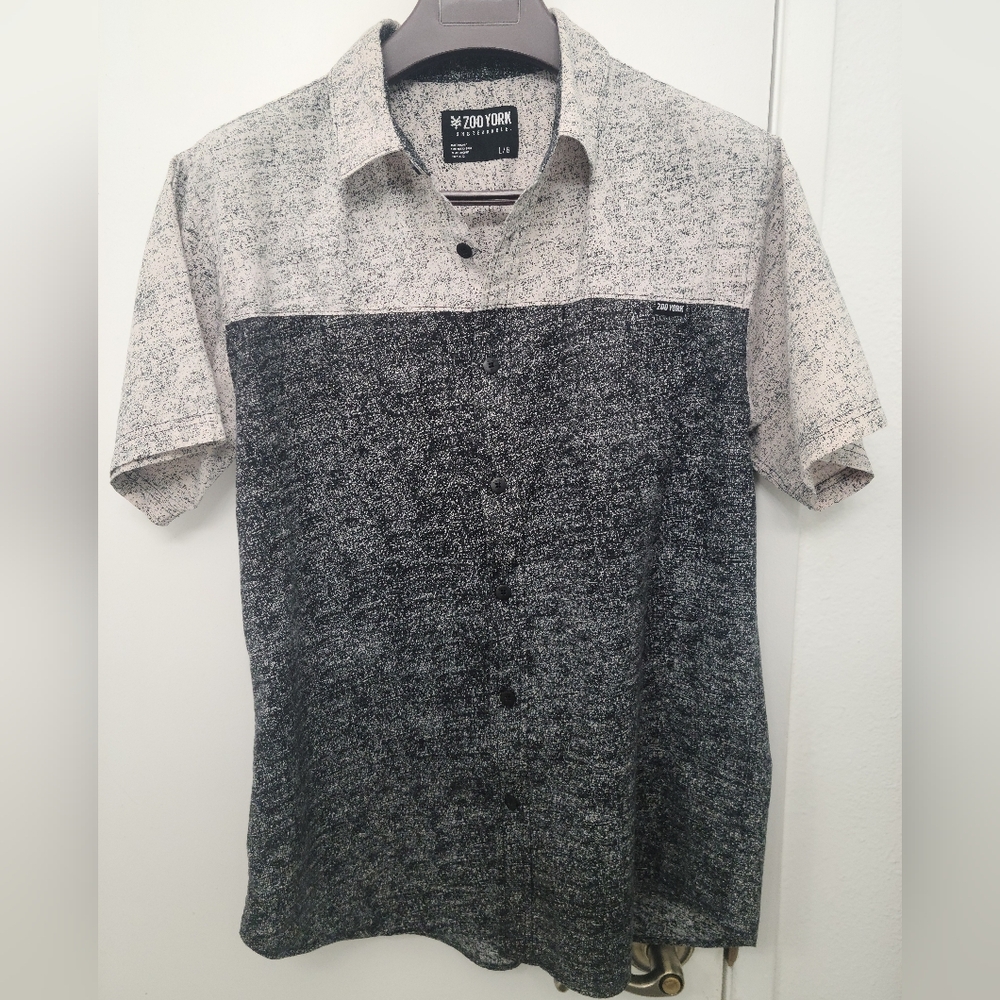 Zoo York Short Sleeve Button Down Shirt Black and White